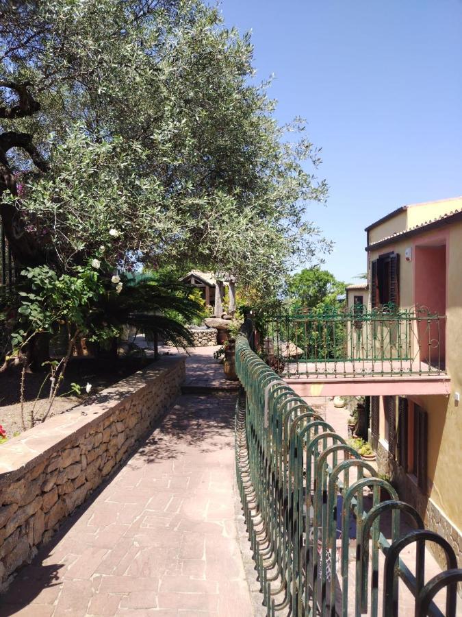 Il Casale Del Cortonese Lägenhet Sassari Exteriör bild