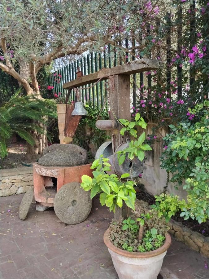 Il Casale Del Cortonese Lägenhet Sassari Exteriör bild